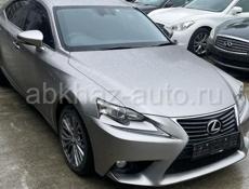 Lexus IS
