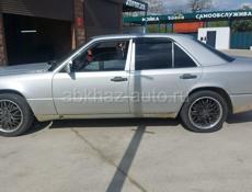 Mercedes-Benz 124