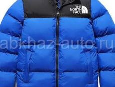 Продам TNF куртку (оригинал)