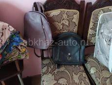 Звонить или писать на Вотсапп 7752026 Отдам все за 1000  Центральный рынок