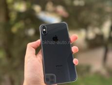 iPhone XS , 64 gb 