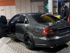 Mercedes-Benz E-Класс