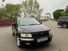Mitsubishi Space Wagon