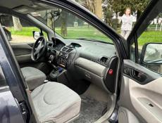 Mitsubishi Space Wagon