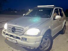 Mercedes-Benz ML