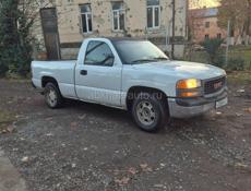GMC Sierra