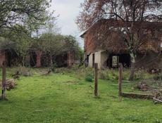 ПРОДАЁТСЯ ДОМ С БОЛЬШИМ УЧАСТКОМ 