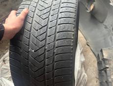 Продаются Шины 2pirelli 2michelin(295/35 R21)