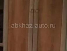 Продам мебелью.у.,кровати,комоды,шкафы