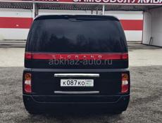 Nissan Elgrand