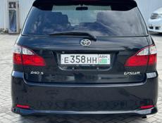 Toyota Ipsum