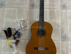  Гитара  Yamaha C40
