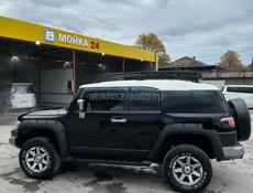 Toyota FJ Cruiser