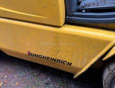 Продаётся вилочный погрузчик 