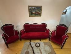 ПРОДАЕМ ДИВАН С КРЕСЛАМИ Б/У