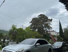 Infiniti G35