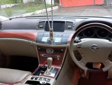 Nissan fuga