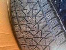  Bridgestone  225/65 R17. 