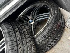 245/30 R20 2 Покрышки 