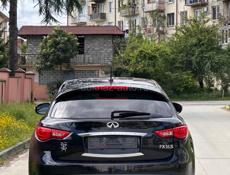 Infiniti FX