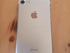 Срочно продаётся телефон 7 iPhone память 128 оригинал