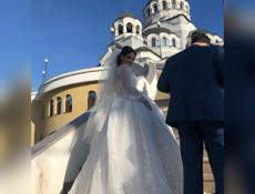 Продается свадебное платье