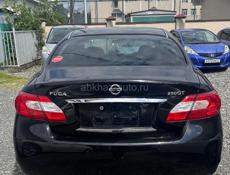 Nissan fuga