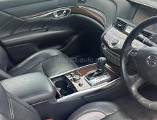 Nissan fuga