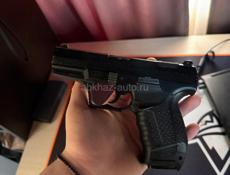 страйкбол пистолет 