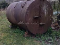 Продается железный бак 