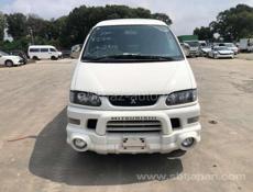 Mitsubishi L 400