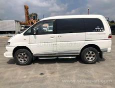 Mitsubishi L 400