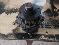 Помпа от BMW 2.5