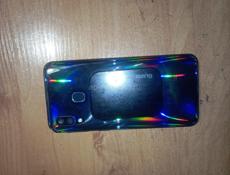 SAMSUNG A40 
