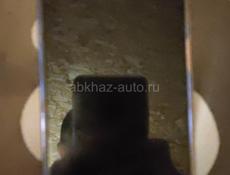 Продам телефон