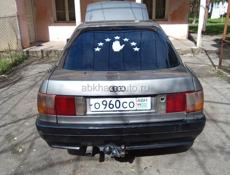Audi 80