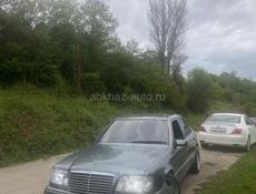 Mercedes-Benz 124