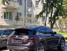 Infiniti FX