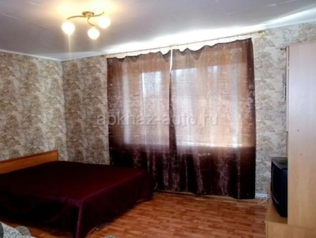 Сдаются номера в центре Гагры на сезон 