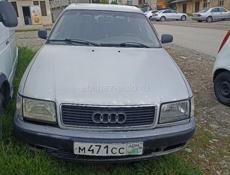 Audi 100