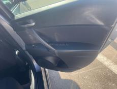 Mazda Аxela