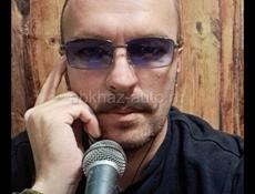 Певец музыкант вокалист