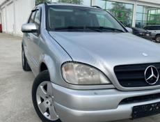 Mercedes-Benz ML
