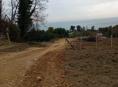 Участок с панорамным видом на горы и море .