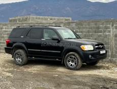 Toyota Sequoia