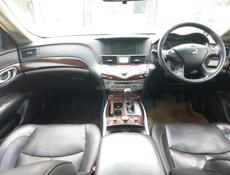 Nissan fuga