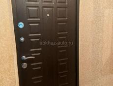 Курорт Гагра, ул Абазгаа, 2 этаж, 1 ком, жилая, довоенная.
