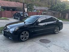 Nissan fuga