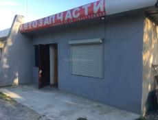 в гудауте сдается в аренду магазин автомасел и автозапчастей 