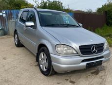 Mercedes-Benz ML